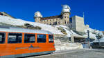 Gornergratbahn Be 4/6 3081 steht in der Bergstation bereit zur Rückfahrt nach Zermatt, 11.02.2023.