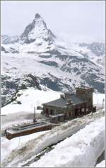 Station Gornergrat 3089m mit Bhe 2/4 und dem berhmten Hora im Hintergrund.