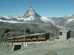 Zwei Doppel-Triebwagenzge der GGB vom Typ Bhe 4/8 kurz vor dem Endbahnhof Gornergrat(3089m..M.)am 23.09.09 