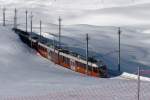 Triebwagen-Doppel der Gornergratbahn zwischen den Stationen Riffelberg und Rotenboden (14.3.2010)