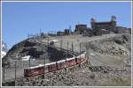 Bhe 4/6 3081 + 3082 erreichen die Station Gornergrat auf 3089m. (05.08.2013)