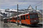 GGB auf Talfahrt mit dem Skigebiet am Theodulpass und dem Matterhorn im Hintergrund.