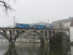 BD/WM - Regio mit dem Triebwagen  Be 4/8 24 unterwegs nach Dietikon auf der Brcke ber die Reuss in Bremgarten/AG bei unfreuntlichem Nebelwetter am 20.11.2009