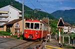 BDeh 2/4 71 der Chemins de fer electriques Veveysans (CEV) bei einem Bahnübergang   (18.05.1986)