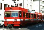 Triebwagen Be 4_4 12 der Frauenfeld-Wil-Bahn bei der Stadtdurchfahrt in Frauenfeld am 16.5.1992. Durch die extrem hohen Pantographen und meine fotographischen Anfnge fehlt leider die Hlfte.