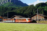 JAHRESRÜCKBLICK 2018
von Walter Ruetsch
Serie Nr. 1
Regionalzug der Meiringen Innertkirchen-Bahn (MIB) mit BDe 4/4 11, ehemals CJ, und Be 4/4 8 bei Innertkirchen am 18. Mai 2018.
