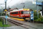 Be 4/4 8 der Meiringen Innertkirchenbahn (MIB) am 10-8-2002 Im Bahnhof Meiringen