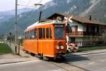 Im Frühjahr 1981 ist Bem 4/4 7 der MIB von Meiringen in Richtung Innertkirchen unterwegs