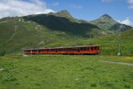 BDhe 4/8 218 und BDhe 4/8 217 befinden sich am 09.07.2016  zwischen der Kleinen Scheidegg und der Station Eigergletscher.