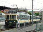 LEB - Pendelzug mit dem Triebwagen Be 4/4 27 im Bahnhof von Echallens am 19.05.2010