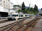 MOB - Nachschuss der der Be 2/6 7004 und Be 2/6 7001 beim Verlassen des Bahnhof Montreux  am 09.05.2017