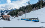 MOB ABDe 8/8 4002  Vaud  am 8. Januar 2018 als Regio Zweisimmen - Gstaad (- Rougemont) zwischen Oeschseite und Saanenmöser.