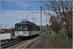 Der MOB Be 4/4 1006 (ex Bipperlisi) ist als Regionalzug 2330 auf der Fahrt von Montreux nach Fontanivent und fährt, nachdem ein Reisender in Planchamp ausgestiegen ist, weiter.