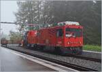 Die MOB HGem 2/2 2501 (ex CEV MVR HGem 2/2 2501) ist mit der neuen Schneeschleuder auf Probefahrt auf dem Les Pléiades.