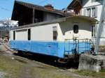 MOB - Gepckwagen D 31 (Ehemaliger Postwagen) im Bahnhofsareal von Lenk am 29.03.2008