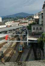 Der Spatz von Montreux bei der Besichtung des Bahnhofs Montreux.
Der Goldenpanoramic 3116 wird gerade bereitgestellt.
(06.09.2008)