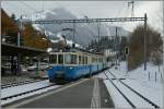 Der ABDe 8/8 4002  Vaud  erreicht mit seinem Eilzug 2221 von Zweisimmen nach Montreux den Bahnhof von Gstaad. 
24. November 2013