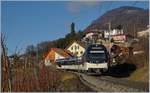 Vermehrt werden Regionalzugleistungen von den neuen Alpina ABe 4/4 / Be 4/4 übernommen. Das Bild zeigt den Regionalzug 2221 von Zweisimmen nach Montreux mit dem Alpina ABe 4/4 9301, zwei Zwischenwagen und dem Be 4/4 9201 am Schluss bei Planchamp.
27. Dez. 2016