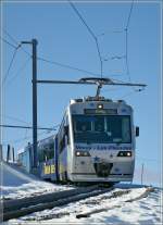 Der  Train des Etoiles  kurz nach der Abfahrt von der Gipfelstation  Les Pléiades  am 31.01.2011.  