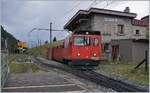 Die Rochers de Naye Hem 2/2 N° 12 fährt mit ihrem  Belle Epoque  Zug in Jaman Richtung Montreux.
16. Sept. 2017