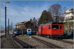 Eine kleine Fahrzeugparade in Glion: v.l.n.r: Beh 4/8 302 Baujahr 1983 (und ein weiterer) als Regionalzug 3364 vom Rochers de Naye nach Montreux, der Beh 2/4 204 Baujahr 1938 als  Schülerzug 