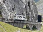 Pilatusbahn - Triebwagen Bhe 1/2 29 unterwegs auf Talfahrt am 10.09.2012