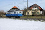 S'BLAUE BÄHNLI
Vom Regionalverkehr Bern Solothurn RBS
Impressionen der Sonderfahrt vom 8. Februar 2019.
Wie in alten Zeiten beim Passieren von alten Bauernhöfen bei Grafenried.
Foto: Walter Ruetsch