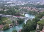 RBS Be 4/8 der Linie G Bern-Zytglogge-Worb auf der Kirchenfeldbrcke ber der Aare in Bern.
