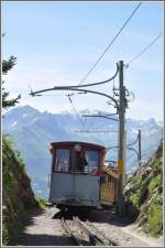Nicht nur bei der ASD gibt's noch hlzerne Fahrleitungsmasten, sondern auch bei der SPB.