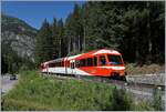 Zwischen Le Châtelard Frontière und Vallorcine unterwegs ist dieser TMR Beh 4/8 72 schon bald am Ziel seiner Fahrt.