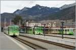 Obwohl die neue TPC (Transport Publique du Chablais) Einheitsfarbe vorherrscht, sind auf diesem Bild alle in Aigle vorkommenden TPC Farben vertreten: das Rot der AOMC, das Blau der ASD und das Braun