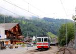 Die Aigle-Ollon-Monthey-Champéry Bahn: Triebwagen 502 (Baujahr 1987) an der Endstation Champéry, 18.August 2015.