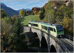 Der AOMC GTW Beh 2/6 543 bei der Pont de Chemex auf Talfahrt.