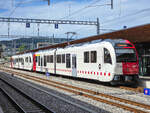 TPF SURF Be 2/4 107 steht mit der S50 nach Pal�zieux in Bulle, 29.08.2026.