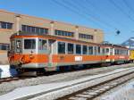 tpf - Steuerwagen BDt 273 mit Triebwagen Be 4/4 131 vor dem Werkstttegebude in Bulle am 28.02.2009