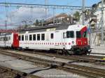 TPF RABDe 537 171-1 und Steuerwagen Bt 50 36 20-34 371-8 als Reg 4639 Neuenburg - Murten - Fribourg am 03.05.2003 bei Neuenburg