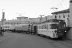 TPF: Rollbockverkehr Bulle - Broc vom 12. November 2015. Rangierfahrt mit BDe 4/4 142 auf den Geleisen der Schokoladenfabrik von Cailler in Broc.
Foto: Walter Ruetsch