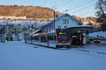 SONNENAUFGANG BEI TRAVYS YVERDON Sainte-CROIX - BAHN YSteC  Winterliche Morgenstimmung im Bahnhof Sainte-Croix vom 18.