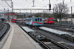 TRAVYS/Yverdon-Ste-Croix Bahn.
Regenimpressionen von Yverdon-les-Bains und Baulmes verewigt am 5. März 2020.
Besondere Beachtung gilt dem abwechslungsreichen Fahrzeugpark sowie der Rollbockanlage ohne Verwendung. 
Foto: Walter Ruetsch 