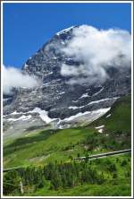 Nur fr wenige Minuten gab die Wolke den Blick frei auf die imposante Eigernordwand.
