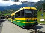 Pano 143 + Pano 142 als R 458 (Kleine Scheidegg - Grindelwald) am 23.7.2015 beim Wenden in Grindelwald Grund.