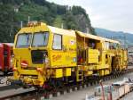 Die Stopfmaschine B40UM-3 im Bf. Stansstadt (Zentralbahn) - 16-06-2009