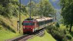 HGe 4/4 101 963-7 mit IR 2221 (Goldenpass Panoramic) von Interlaken Ost nach Luzern kommt in Giswil die Zahnradstrecke herunter.