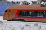 Teilansicht auf Wagen 1 des aus 8 Wagen bestehenden RABe 526 106-0, auf dem die Verbindungen aufgeführt sind, auf denen die TRAVERSO-Züge zukünftig eingesetzt werden. Degersheim, 26.01.2019