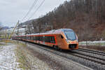 RABe 526 108 Traverso der SOB fährt Richtung Bahnhof Gelterkinden.