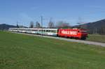 Re 456 094-2 erreicht am 9.4.11 mit dem VAE-IR 2415 Biberbrugg.