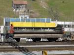 SOB - Dienstwagen X-u 40 48 94-68 223-0 abgestellt im Bahnhofsareal von Herisau am 01.03.2012 ..