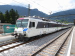 SOB - Triebwagen RBDe 4/4 561 174-4 vor dem Voralpenexpress in Arth-Goldau am 24.07.2016