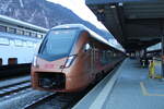 SOB Triebzug  Traverso  RABe 520 nach Bern am 22.12.21 in Chur