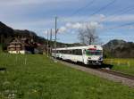 Ein Voralpenexpress nach Luzern am 23.04.2012 unterwegs bei Sattel.